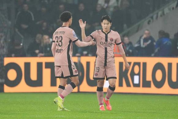 Ajax Vs